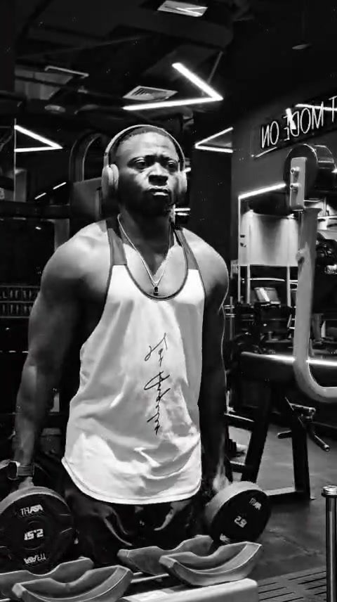 Lamin between sets, black and white